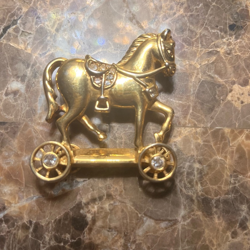 Vintage Gold Horse Brooch with Rhinestones